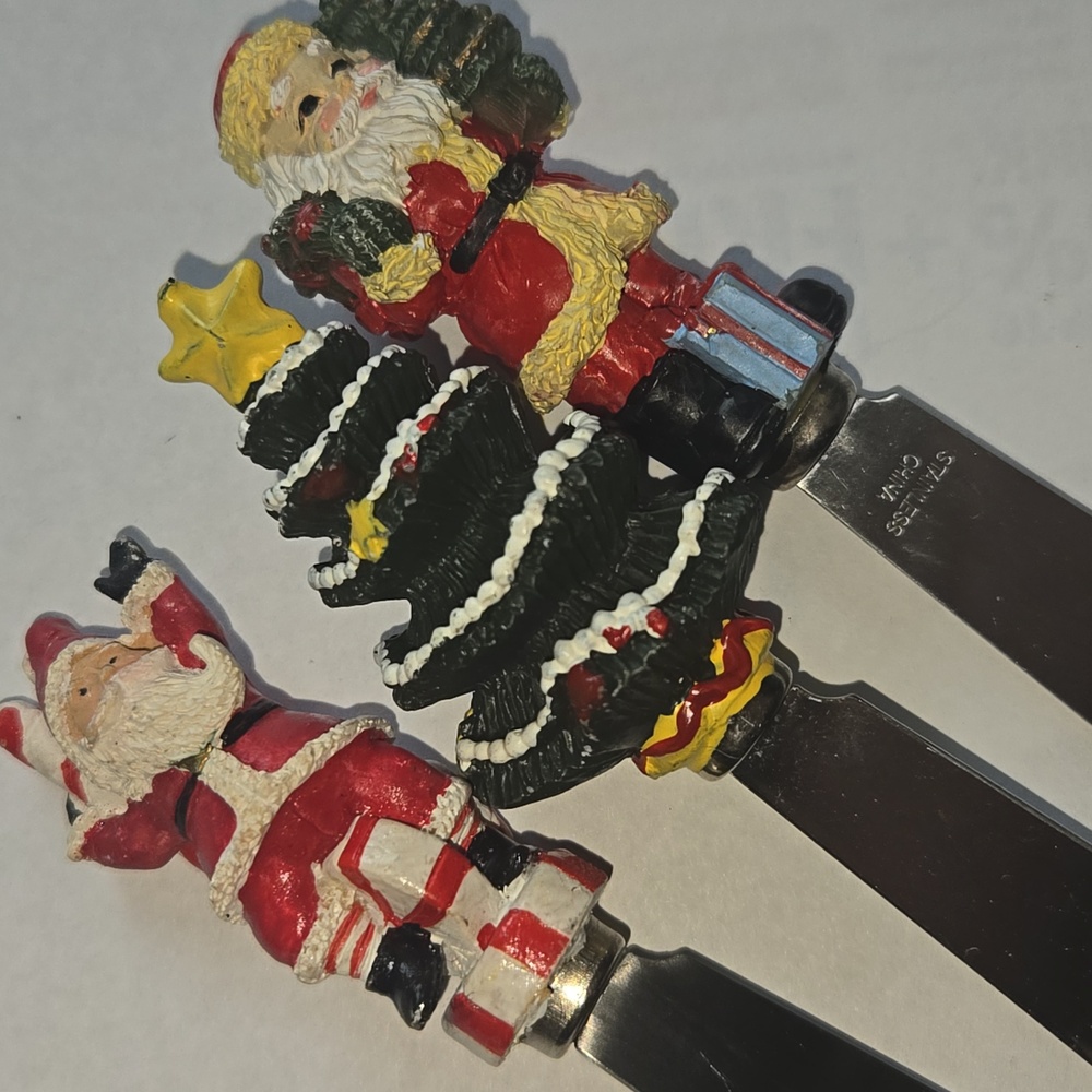 Christmas Santa & Tree Spreader Knives – Set of 3 - Picture 3 of 7